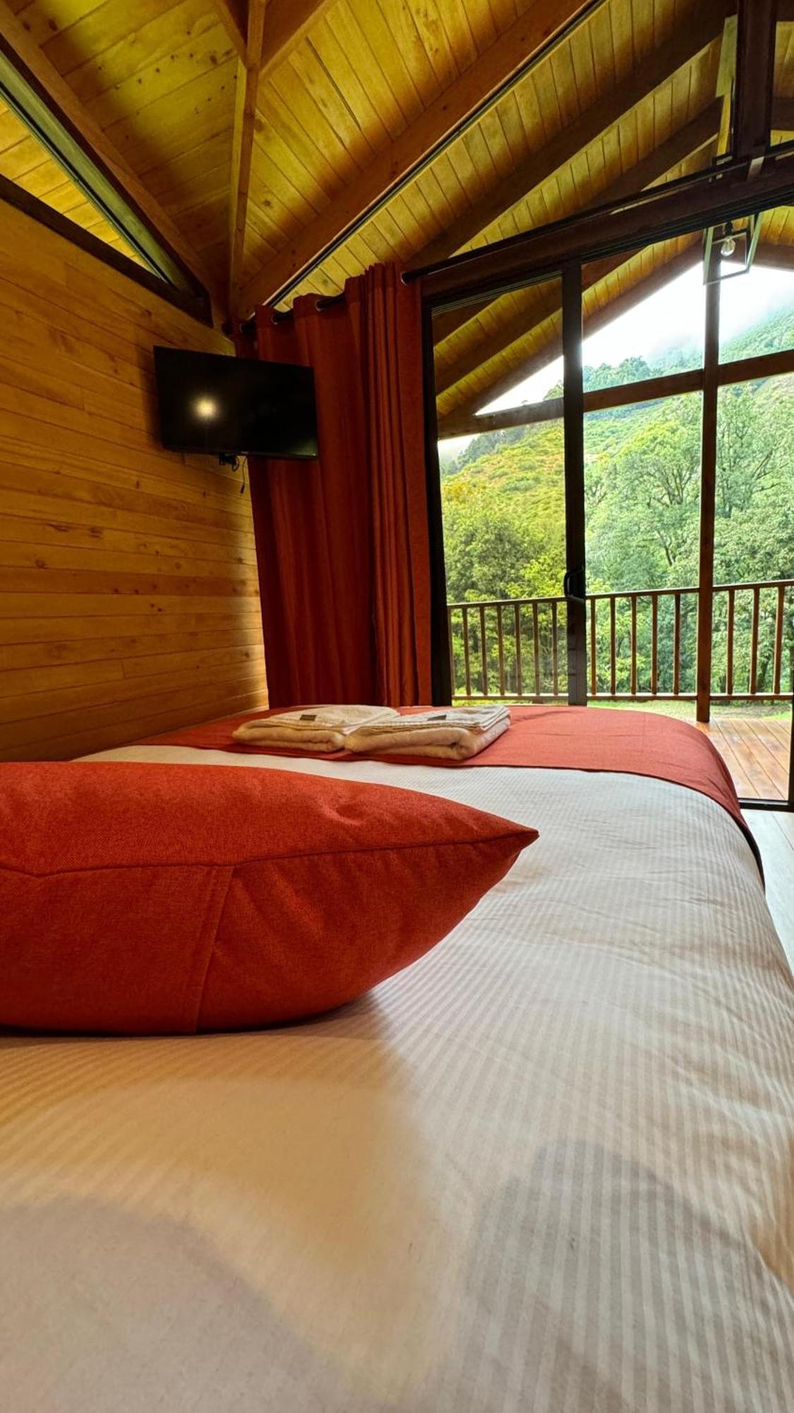 Entre Arboles Lodge San Gerardo de Dota Luaran gambar